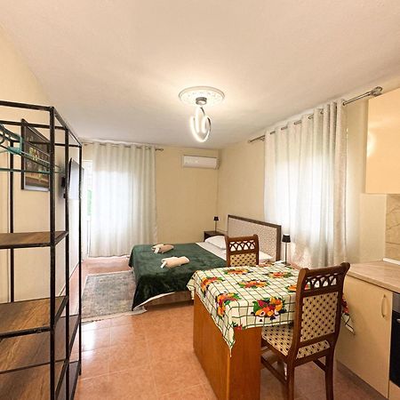 Shkodra Guest House & Trips Eksteriør bilde